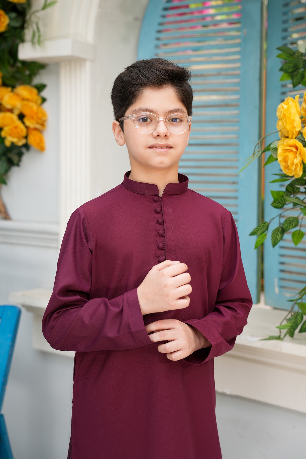 Sharyar – Deep Plum Fabric-Buttoned Kurta Set