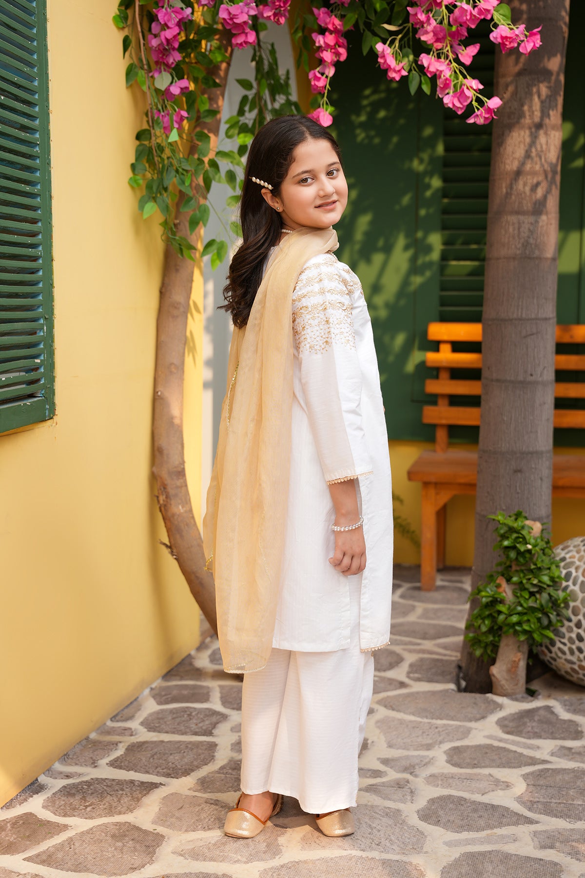 Noor – Ivory Gold Heavily Embroidered Formal Set