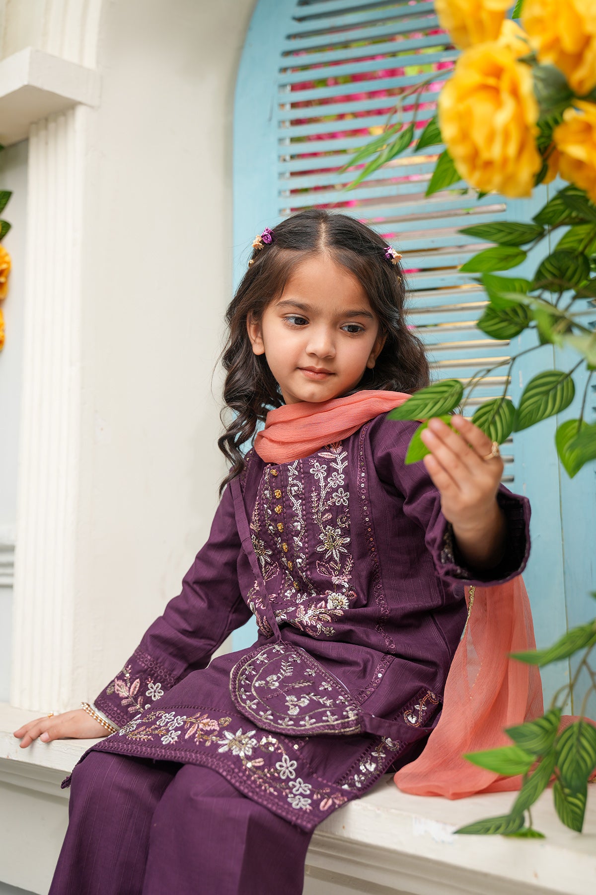 Zoya – Royal Purple Embroidered Festive 4-Pc Set